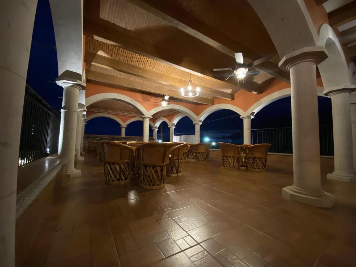 Hotel Real De Los Alamos Exterior photo